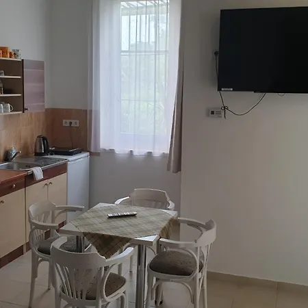 Li-Di Apartman Kalocsa Exterior photo
